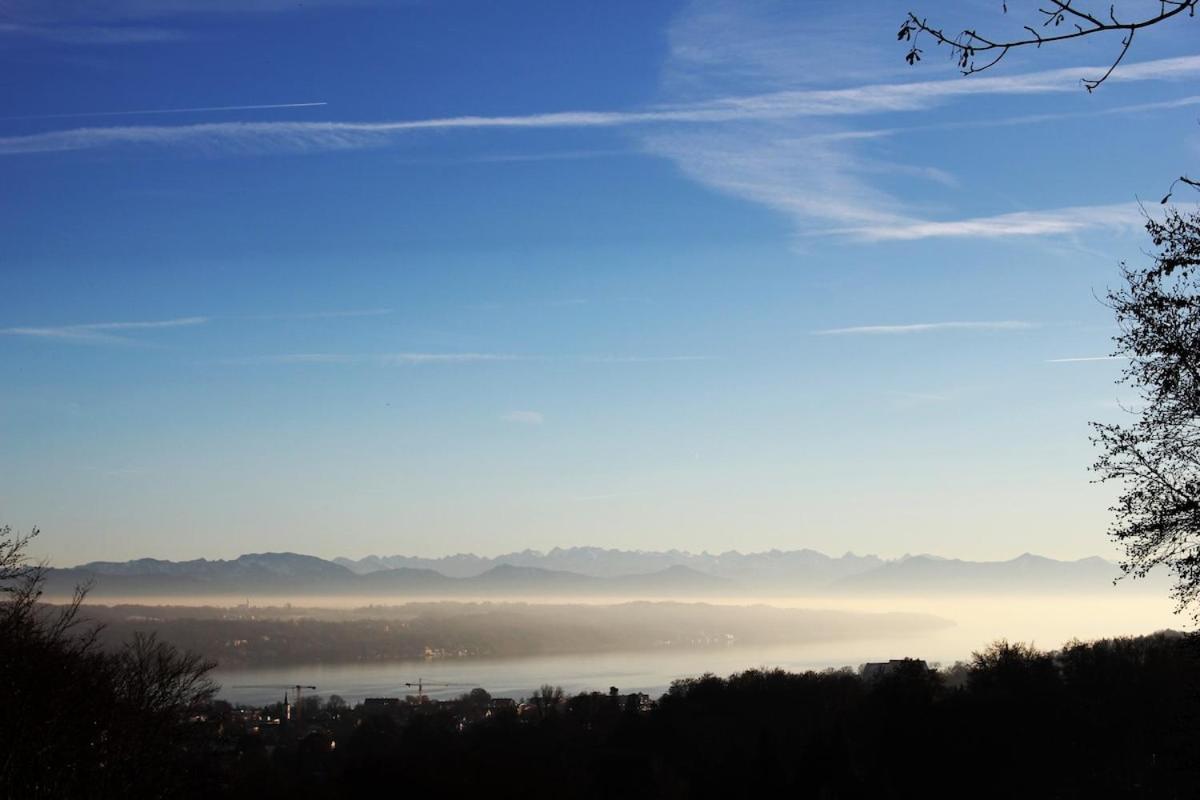 Grosse Wohnung Mit Dachterrasse In Starnberg Exteriör bild