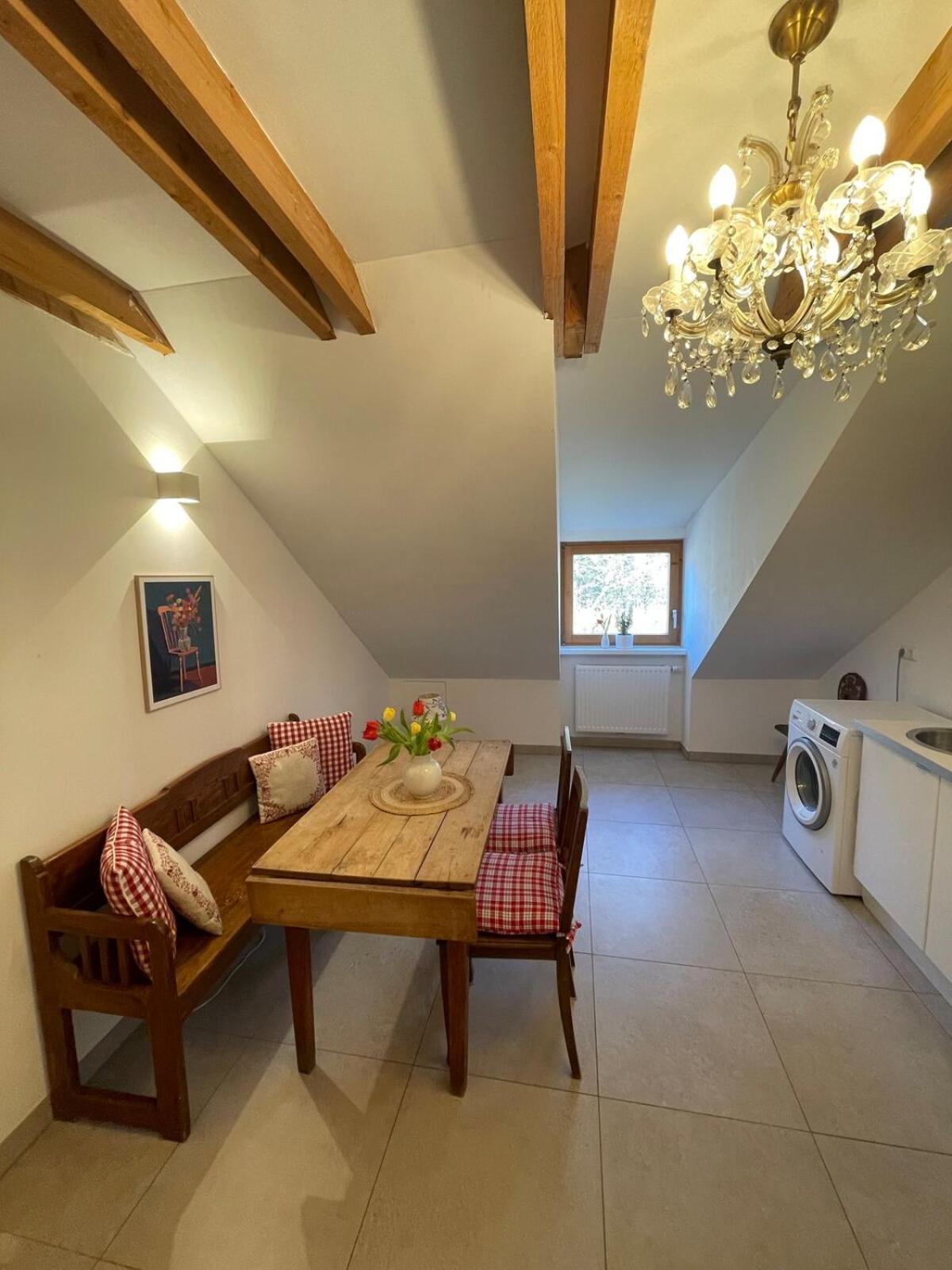 Grosse Wohnung Mit Dachterrasse In Starnberg Exteriör bild